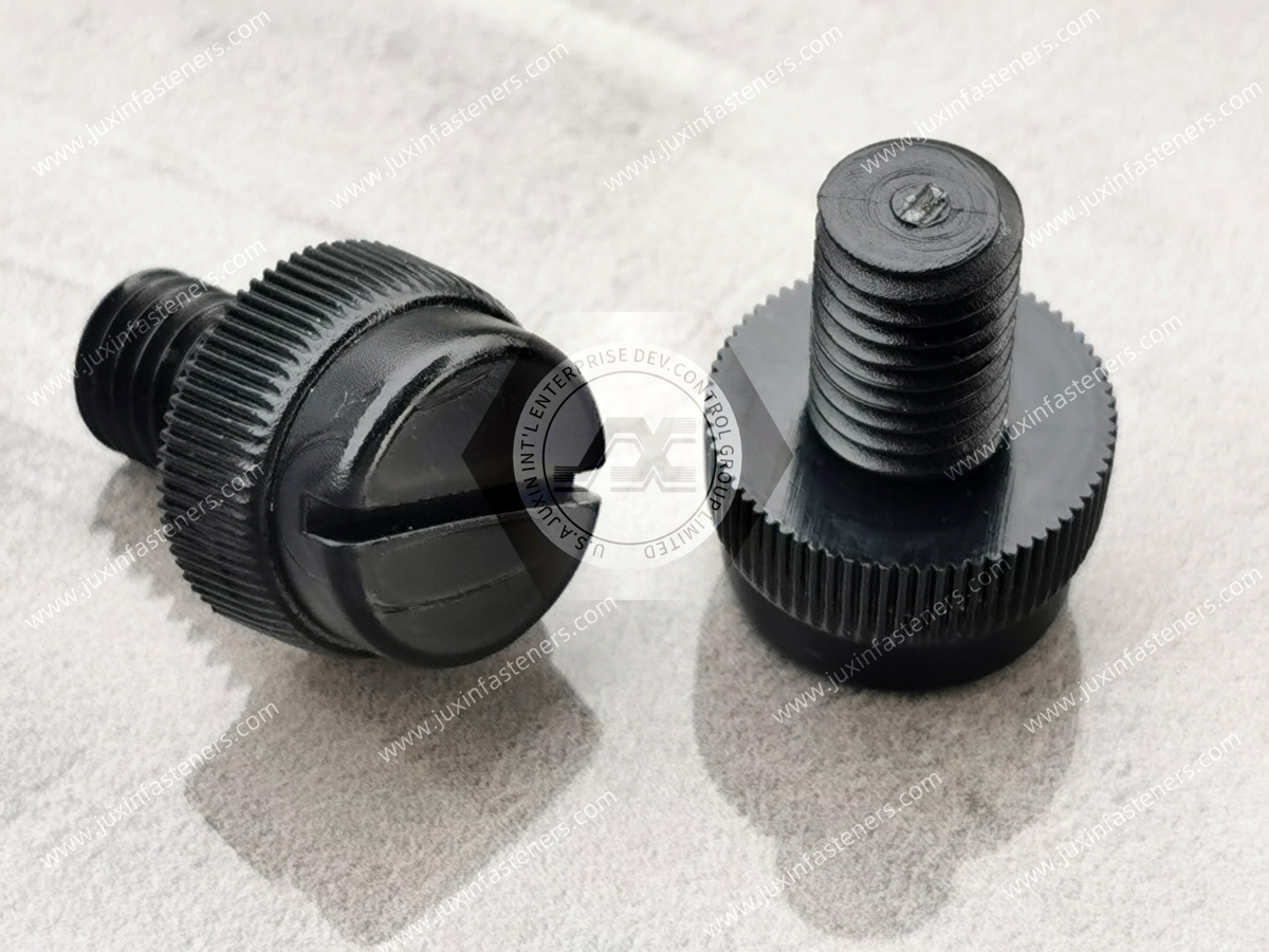 Schwarze Rändelschrauben mit erhöhtem Kopf aus Nylon