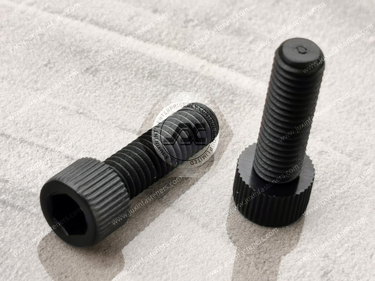 Schwarze Nylon66-Innensechskantschrauben mit gerändeltem Kopf Schwarze Nylon66-Innensechskantschrauben mit gerändeltem Kopf