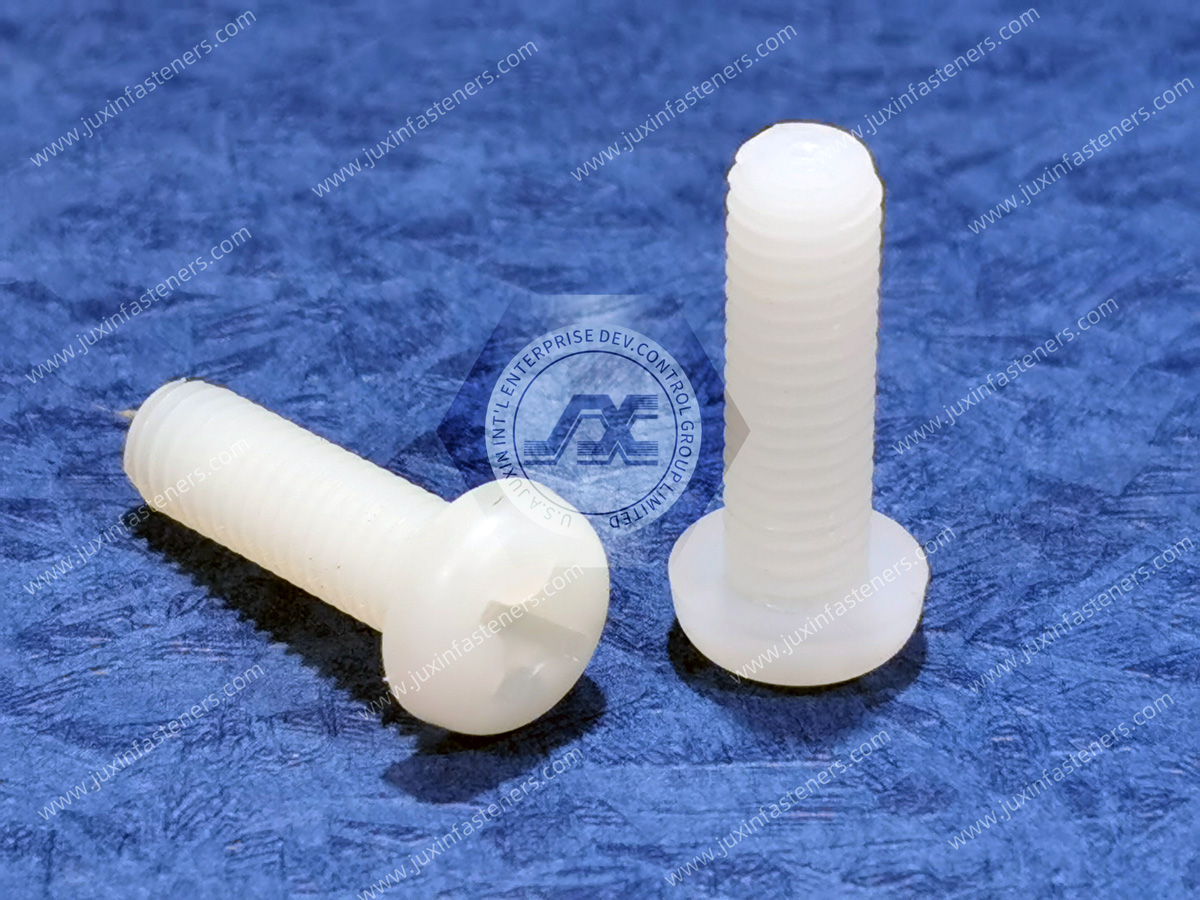 Nylon-Flachkopf-Kreuzschlitzschrauben