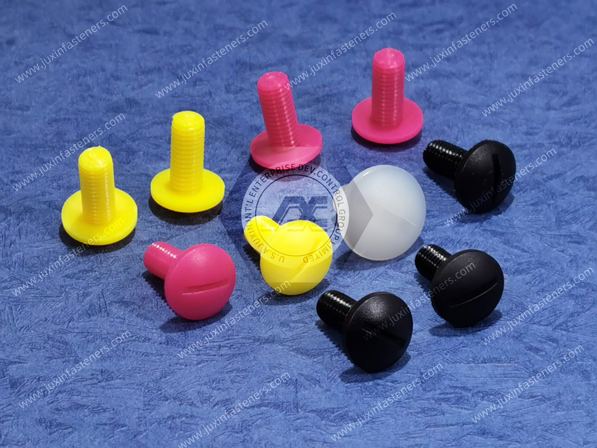 Nylon-Flachkopf-Schlitzschrauben Nylon-Flachkopf-Schlitzschrauben