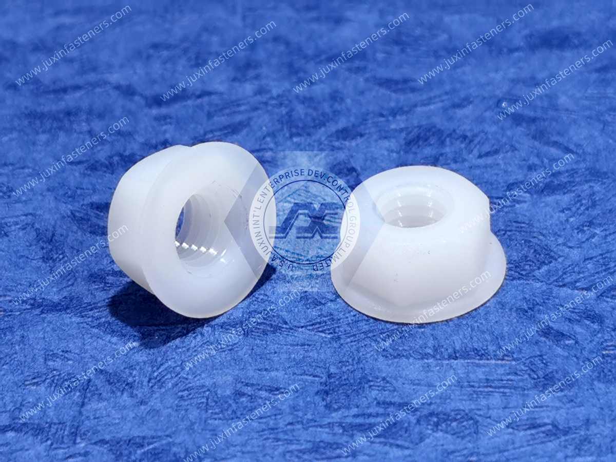 Weiße metrische Sechskant-Flanschmuttern aus Nylon 66 Weiße metrische Sechskant-Flanschmuttern aus Nylon 66
