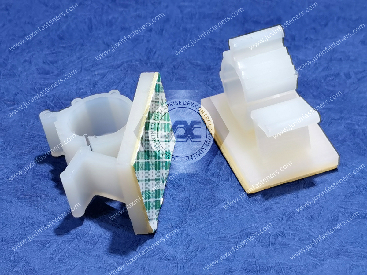 Stil-Verriegelungsklemme auf Klebebasis Stil-Verriegelungsklemme auf Klebebasis
