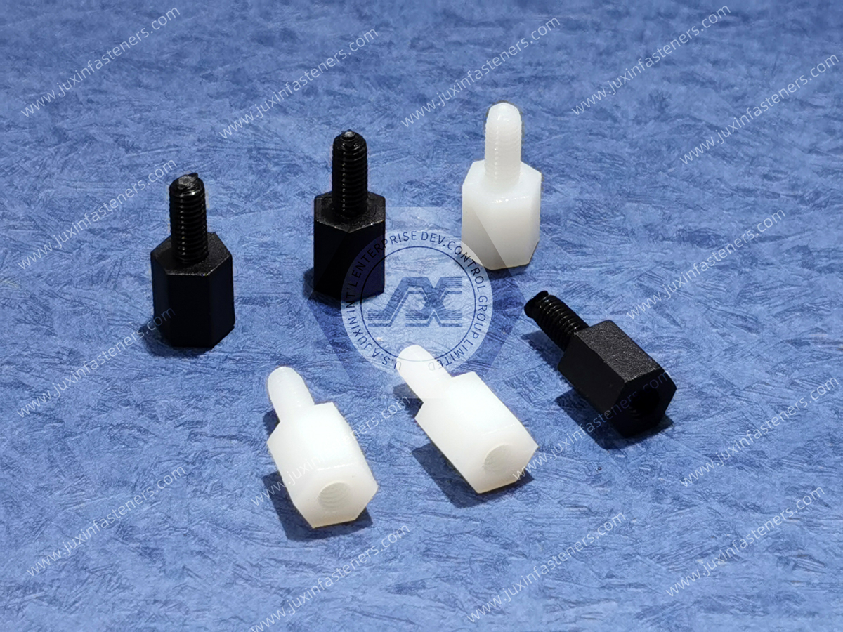 Abstandshalter aus Nylon (männlich/weiblich) mit Zollgewinde Abstandshalter aus Nylon (männlich/weiblich) mit Zollgewinde