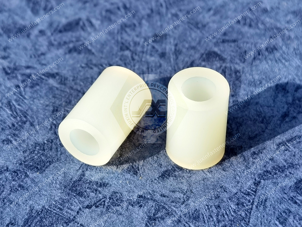 Spezielle Nylon-Abstandshalter ohne Gewinde Spezielle Nylon-Abstandshalter ohne Gewinde