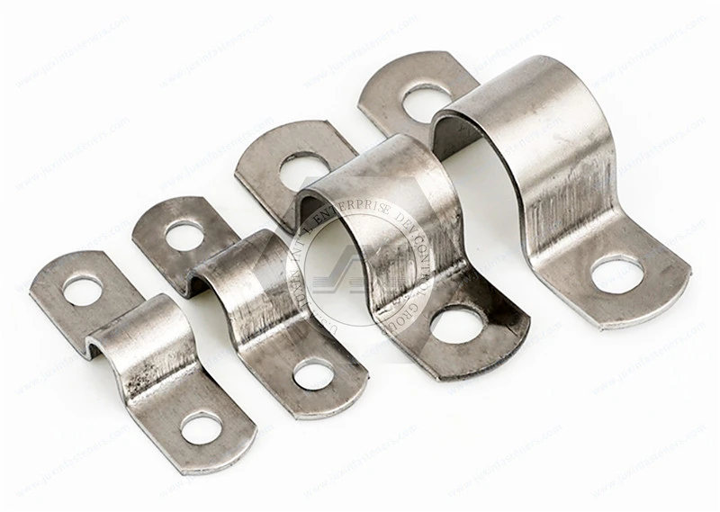 Q683 Zentraler Befestigungsclip f&uuml;r Zwillingsrohre (d = 6,5)