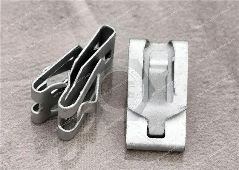 Metallmuttern, mit Schraubenvertiefung, selbstsichernd