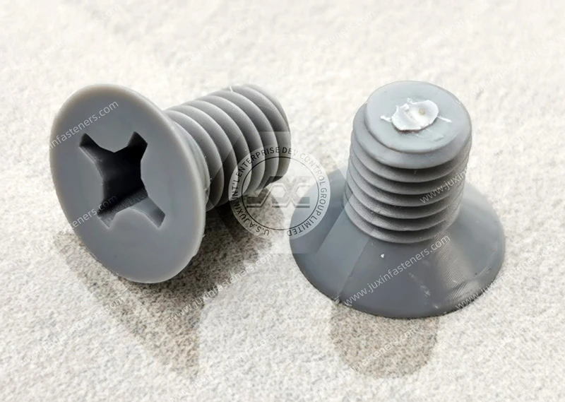 PVC-Phillips-Flachkopfschrauben