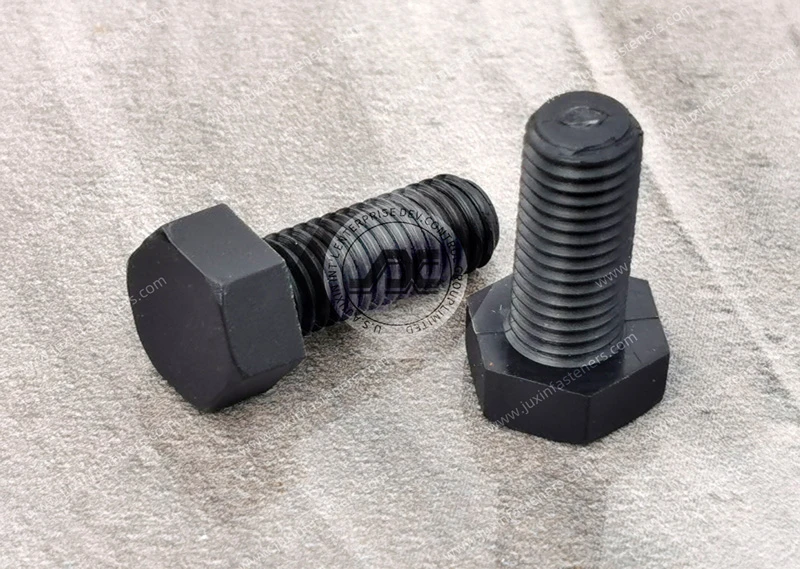 Schwarze Sechskantschrauben aus Nylon 66