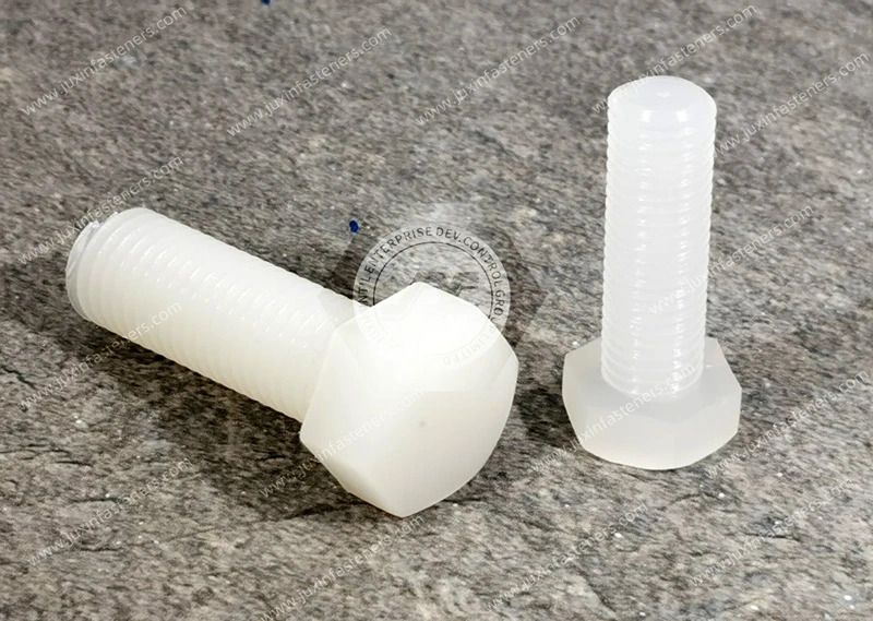 PP-Sechskantschrauben