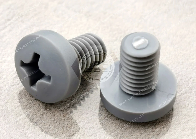 PVC-Flachkopf-Kreuzschlitzschrauben