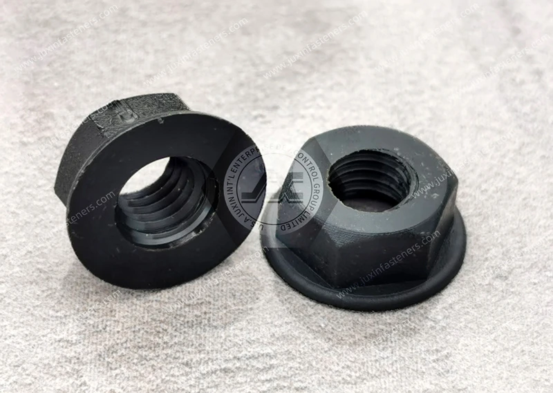 Metrische Sechskant-Flanschmuttern aus schwarzem Nylon 66