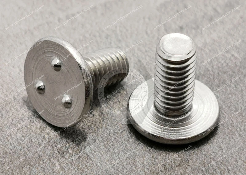 Schwei&szlig;bolzen mit 3 Vorspr&uuml;ngen auf dem Kopf: Technologie, Anwendungen und zuk&uuml;nftige Entwicklung